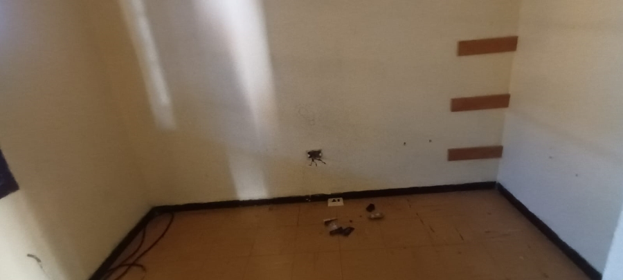 2 Bedroom Property for Sale in Elandspoort Gauteng
