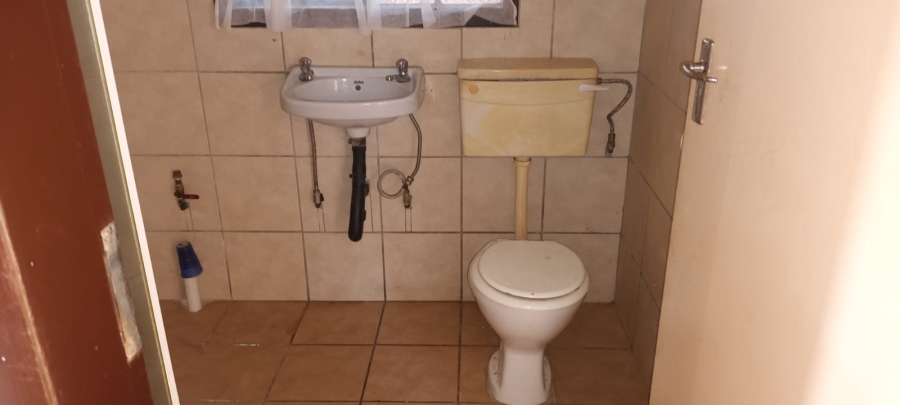 2 Bedroom Property for Sale in Elandspoort Gauteng
