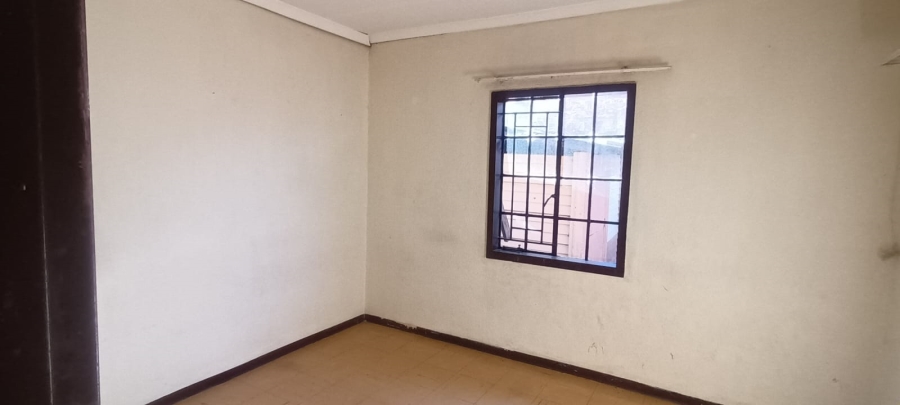 2 Bedroom Property for Sale in Elandspoort Gauteng