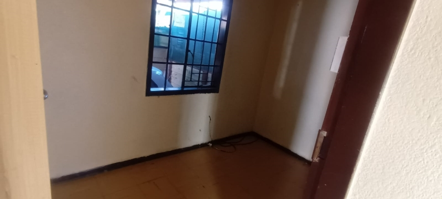 2 Bedroom Property for Sale in Elandspoort Gauteng