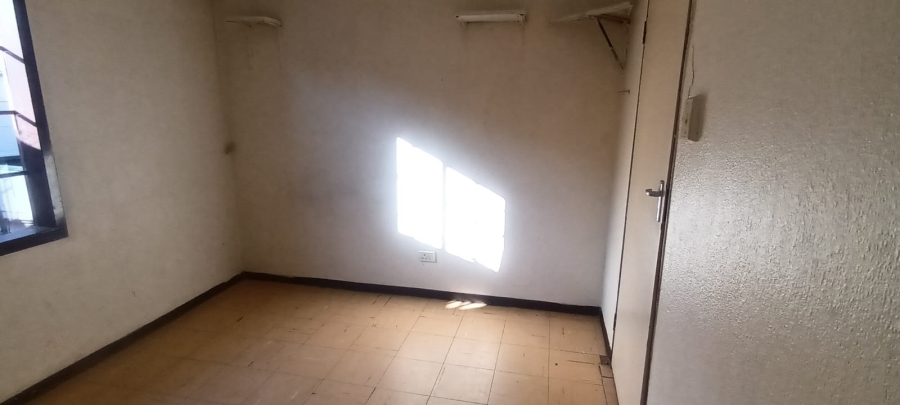 2 Bedroom Property for Sale in Elandspoort Gauteng