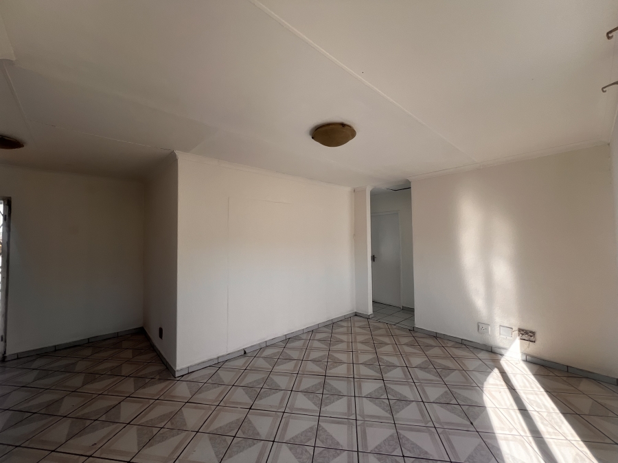 3 Bedroom Property for Sale in Bromhof Gauteng