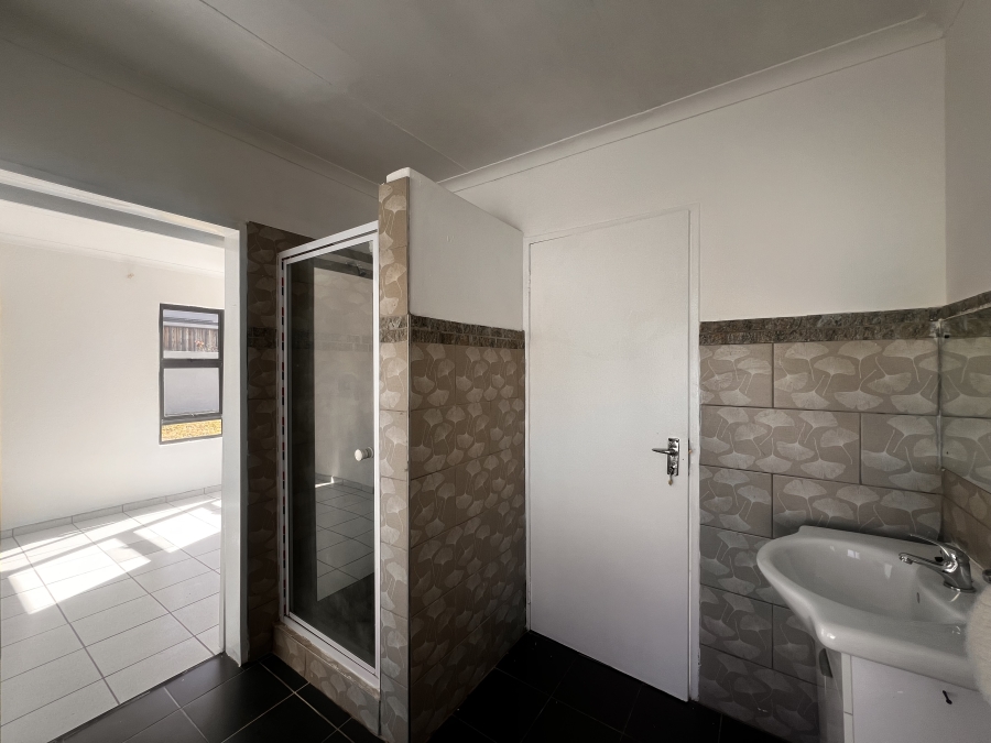 3 Bedroom Property for Sale in Bromhof Gauteng