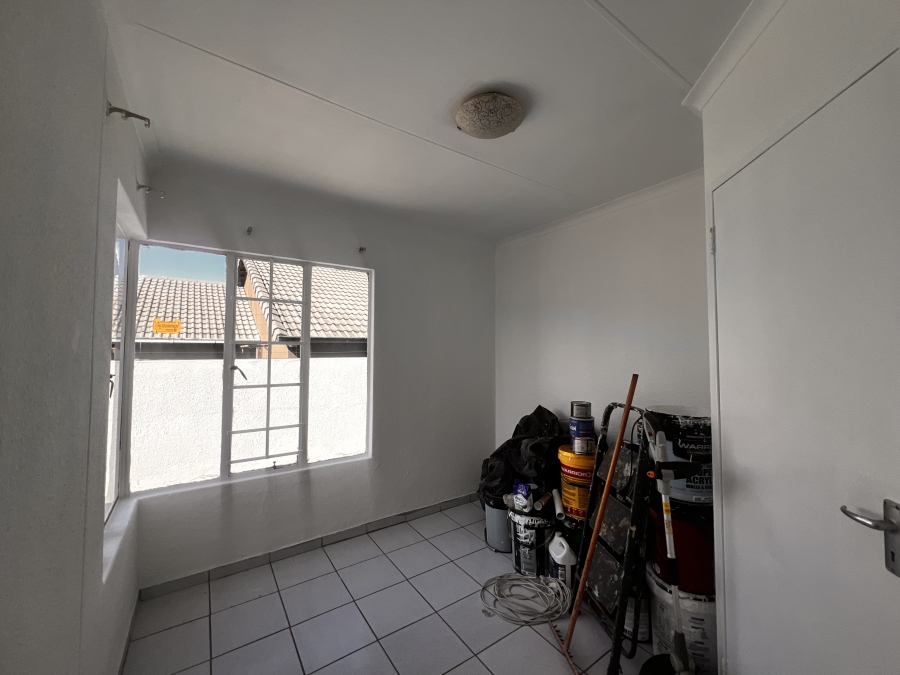 3 Bedroom Property for Sale in Bromhof Gauteng