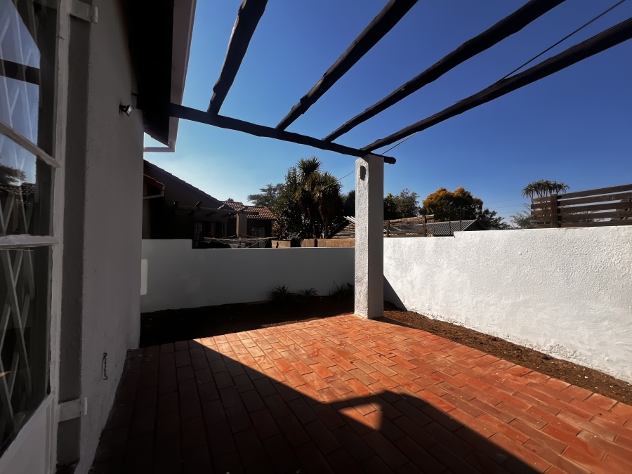 3 Bedroom Property for Sale in Bromhof Gauteng