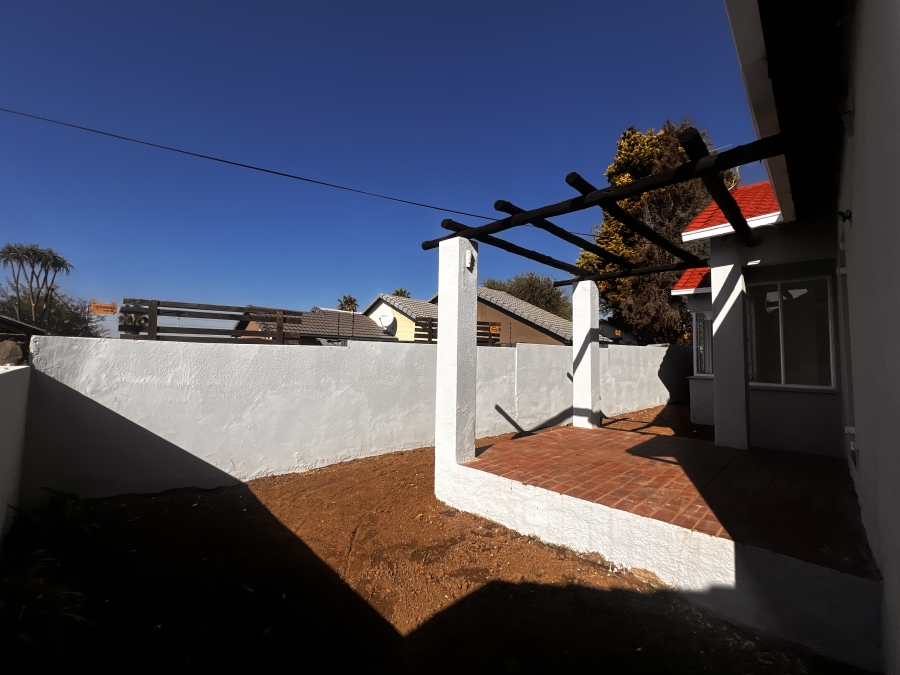 3 Bedroom Property for Sale in Bromhof Gauteng