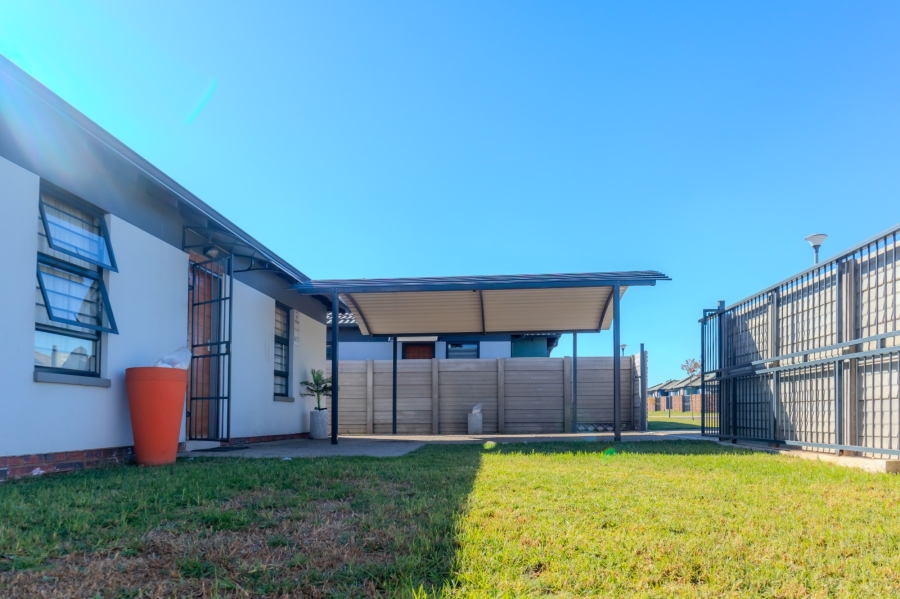 3 Bedroom Property for Sale in Alrode Gauteng