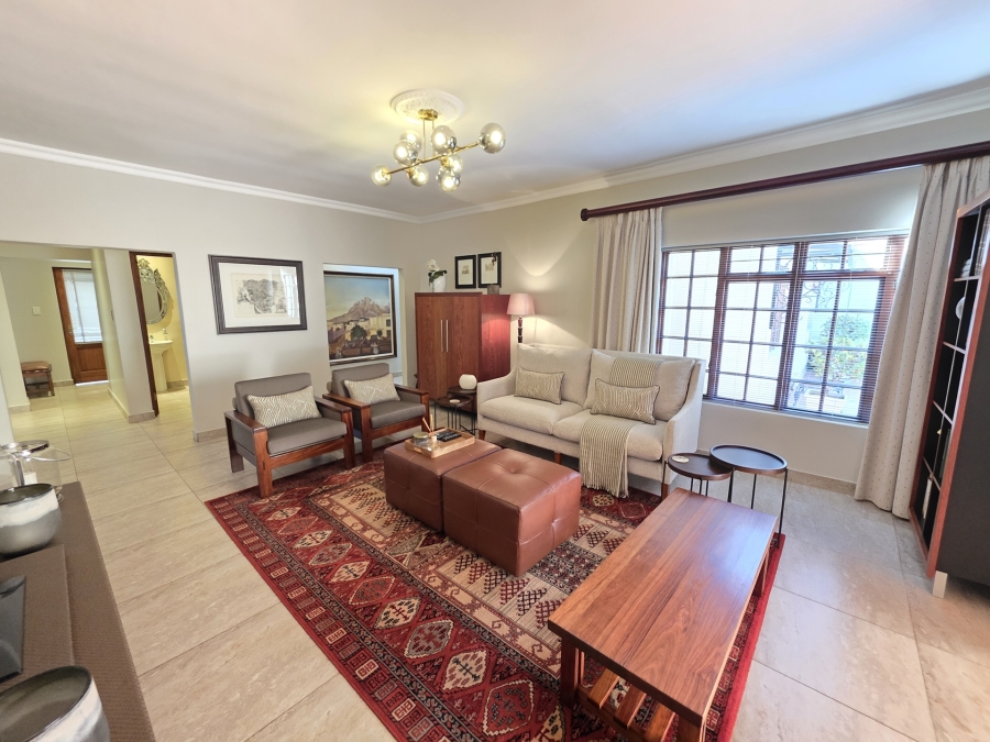 To Let 2 Bedroom Property for Rent in Waterkloof Ridge Gauteng