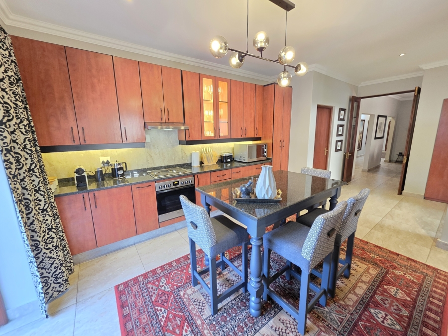 To Let 2 Bedroom Property for Rent in Waterkloof Ridge Gauteng