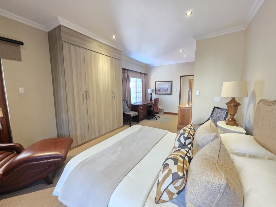 To Let 2 Bedroom Property for Rent in Waterkloof Ridge Gauteng