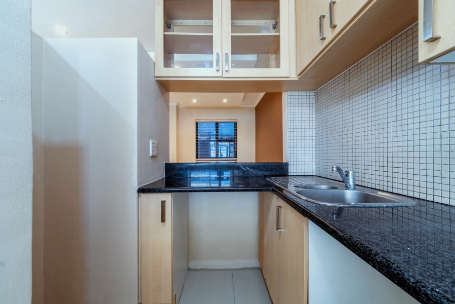 1 Bedroom Property for Sale in Sandown Gauteng