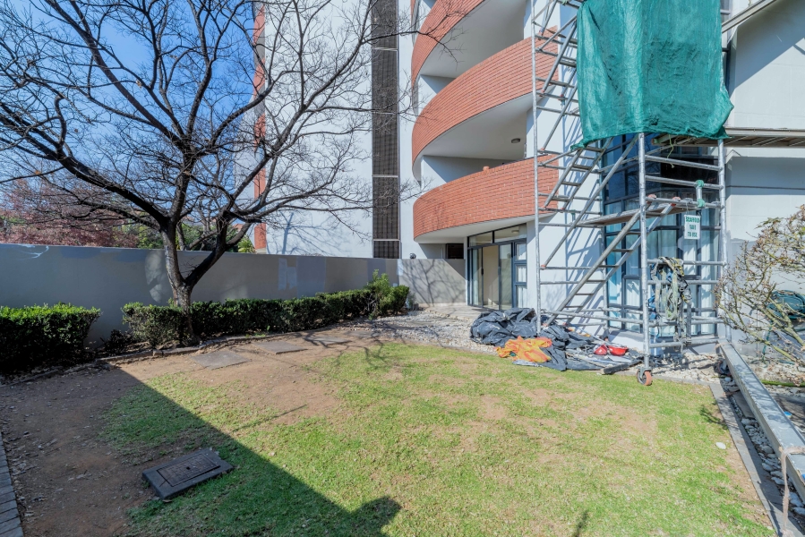 1 Bedroom Property for Sale in Sandown Gauteng