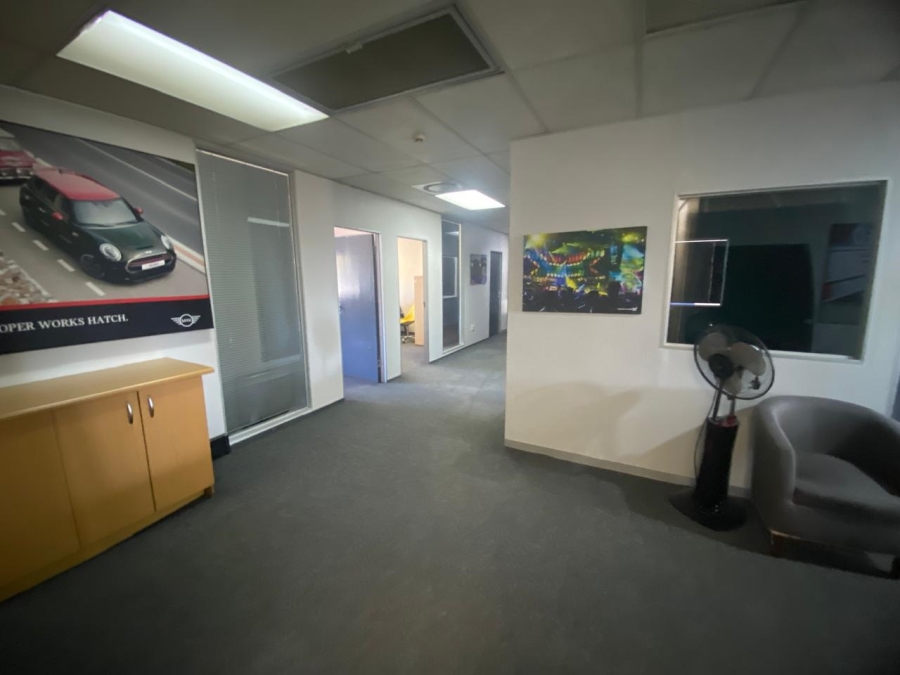 To Let Commercial Property for Rent in Randjespark Gauteng