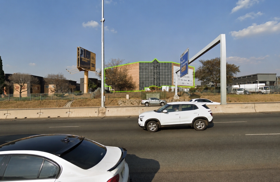 To Let Commercial Property for Rent in Randjespark Gauteng