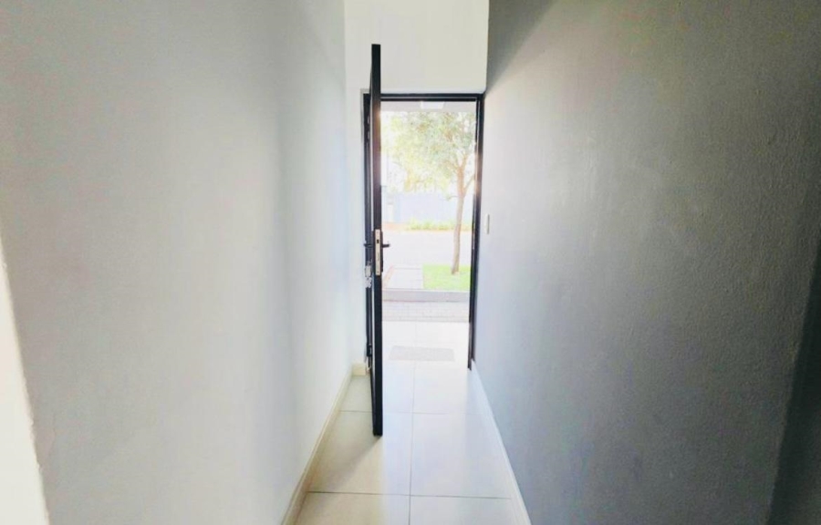 3 Bedroom Property for Sale in Pinehaven Gauteng