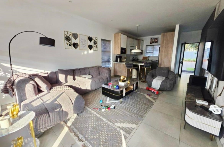 3 Bedroom Property for Sale in Pinehaven Gauteng