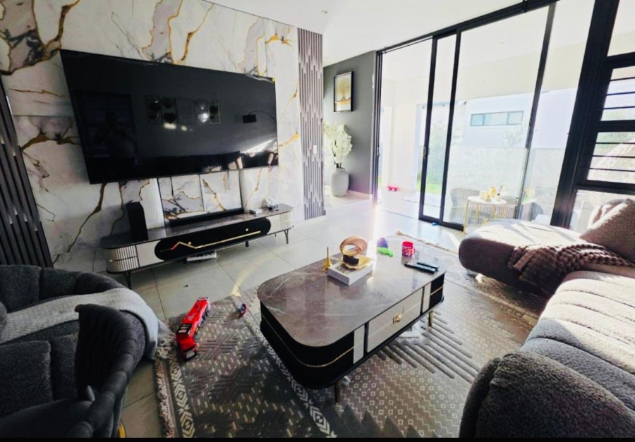 3 Bedroom Property for Sale in Pinehaven Gauteng