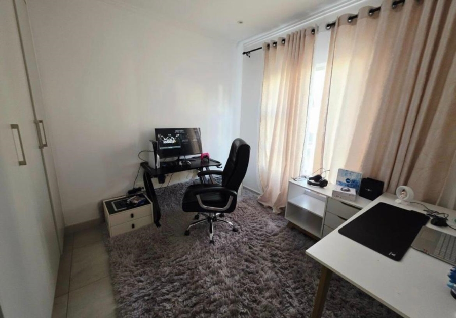 3 Bedroom Property for Sale in Pinehaven Gauteng