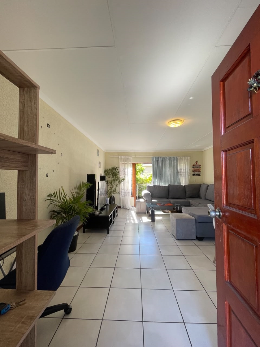 2 Bedroom Property for Sale in Northwold Gauteng