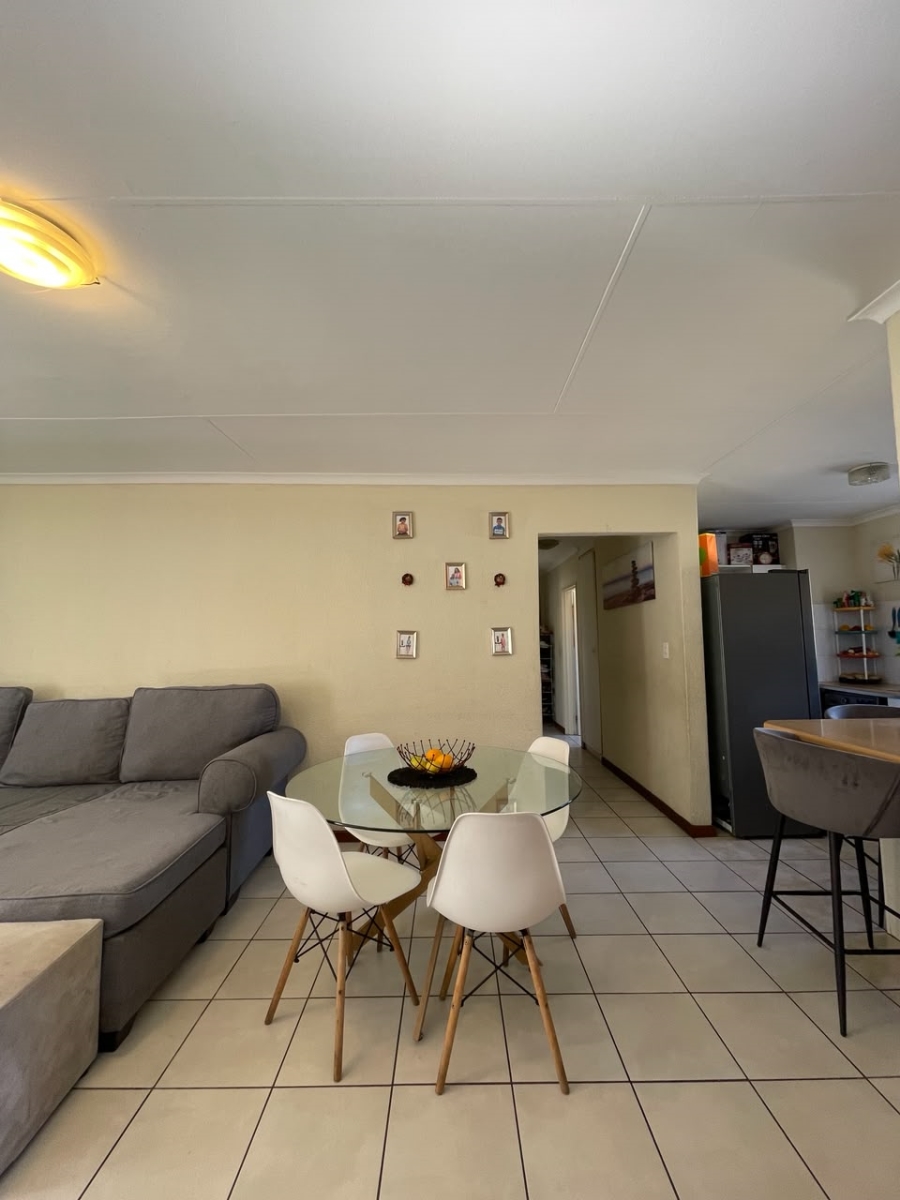 2 Bedroom Property for Sale in Northwold Gauteng