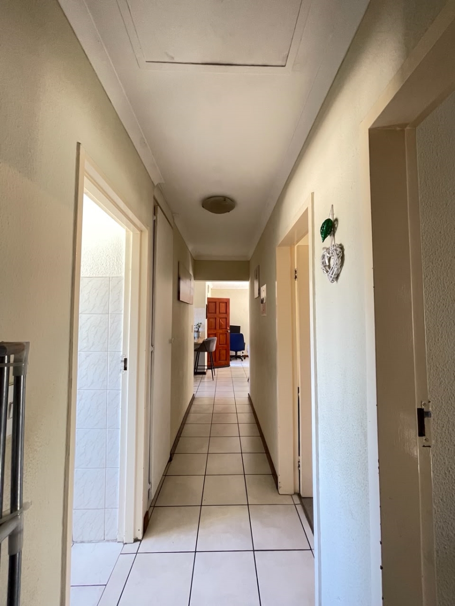 2 Bedroom Property for Sale in Northwold Gauteng