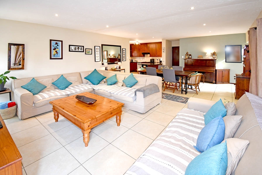 3 Bedroom Property for Sale in Broadacres Gauteng