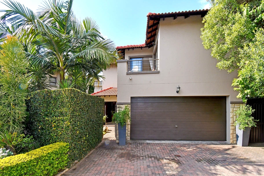 3 Bedroom Property for Sale in Broadacres Gauteng