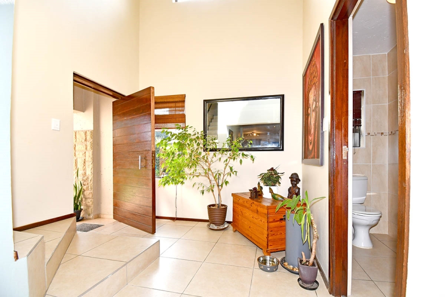 3 Bedroom Property for Sale in Broadacres Gauteng