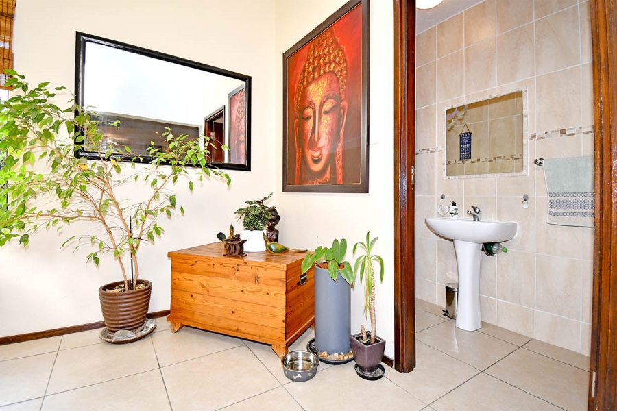 3 Bedroom Property for Sale in Broadacres Gauteng