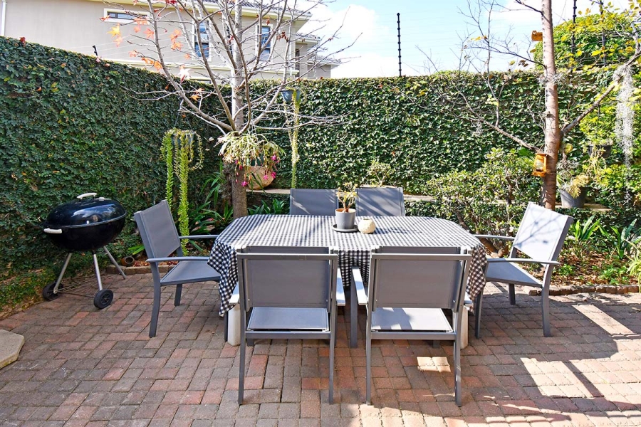 3 Bedroom Property for Sale in Broadacres Gauteng