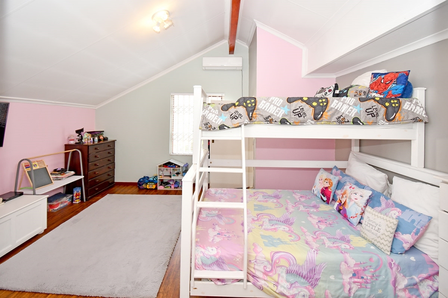 4 Bedroom Property for Sale in Broadacres Gauteng