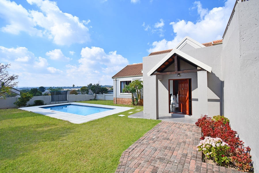 4 Bedroom Property for Sale in Broadacres Gauteng