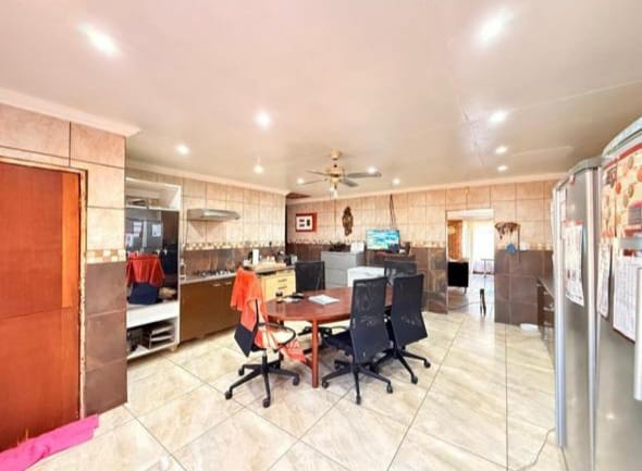 Commercial Property for Sale in Marais Steyn Park Gauteng