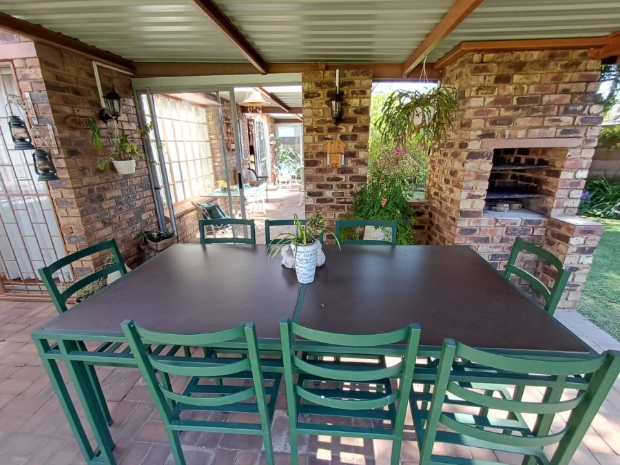 3 Bedroom Property for Sale in Arcon Park Gauteng