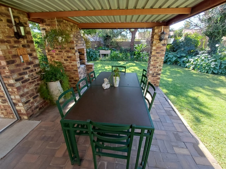 3 Bedroom Property for Sale in Arcon Park Gauteng
