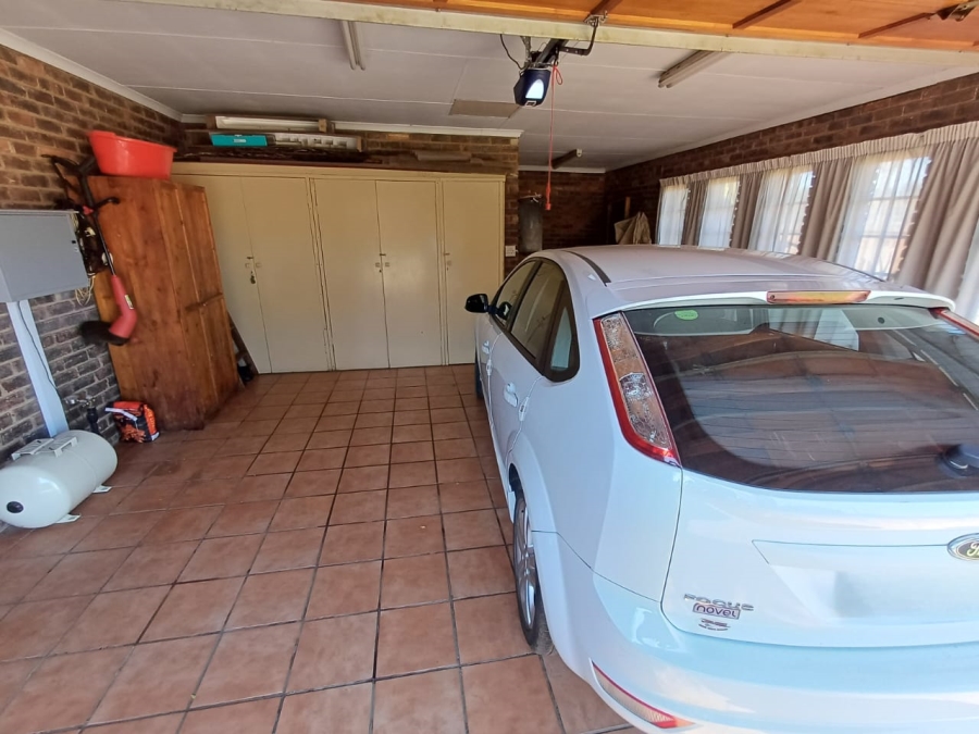 3 Bedroom Property for Sale in Arcon Park Gauteng