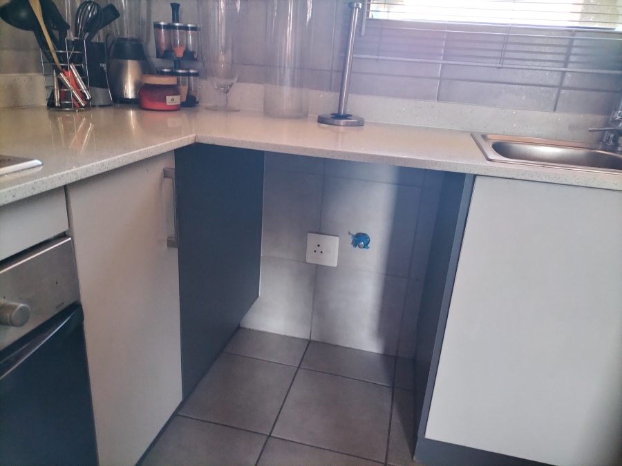 3 Bedroom Property for Sale in Witpoortjie Gauteng