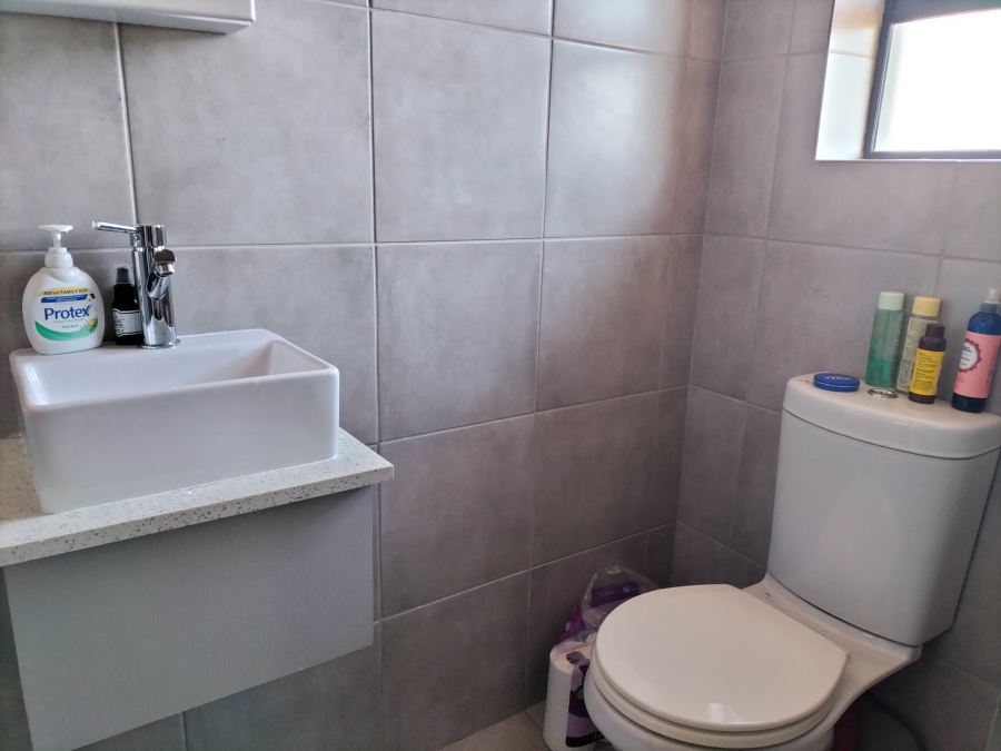 3 Bedroom Property for Sale in Witpoortjie Gauteng