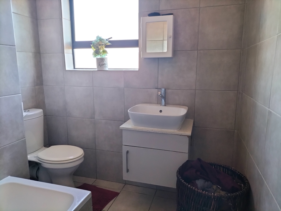3 Bedroom Property for Sale in Witpoortjie Gauteng