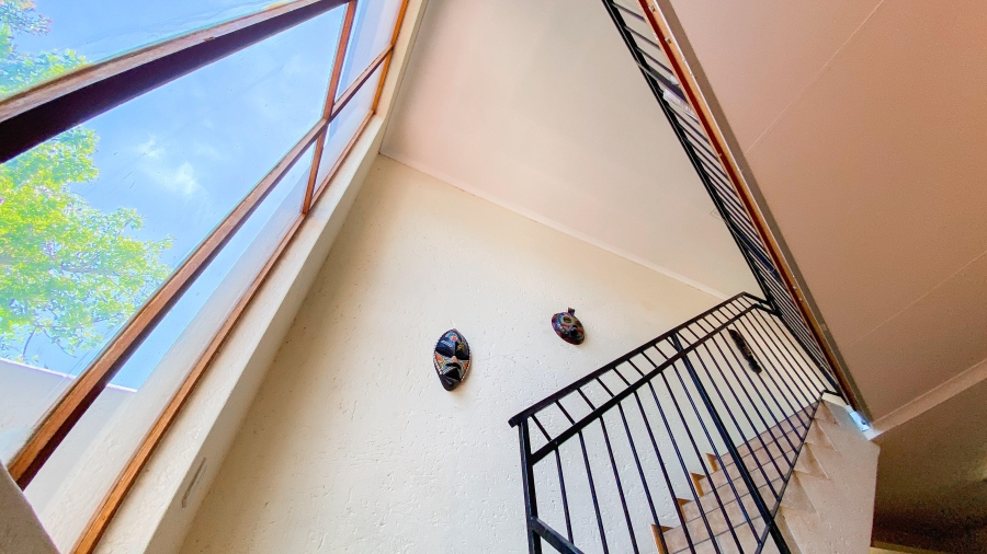 2 Bedroom Property for Sale in Lonehill Gauteng