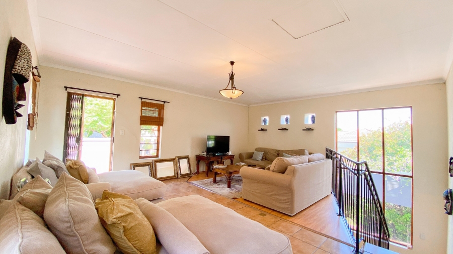 2 Bedroom Property for Sale in Lonehill Gauteng
