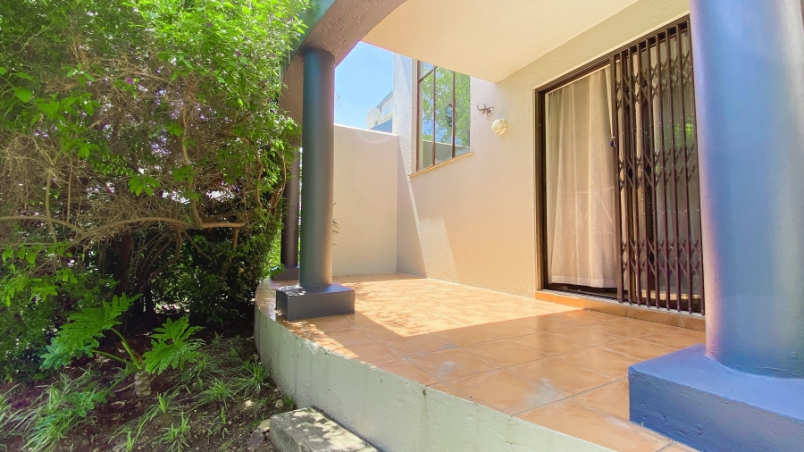 2 Bedroom Property for Sale in Lonehill Gauteng