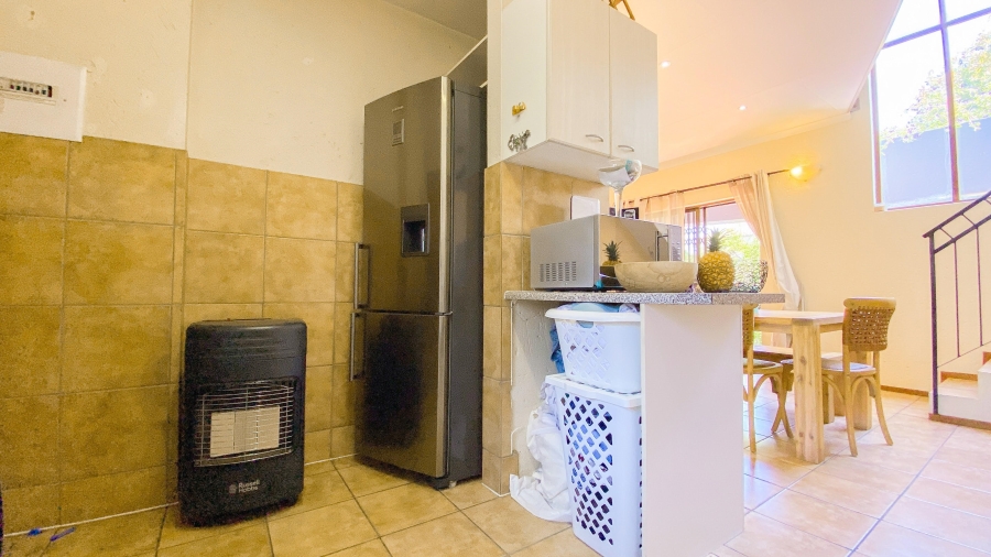 2 Bedroom Property for Sale in Lonehill Gauteng