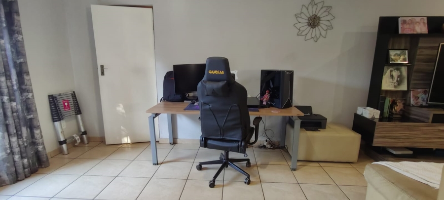 5 Bedroom Property for Sale in Culemborg Park Gauteng
