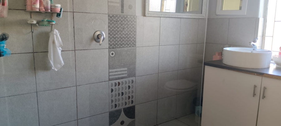 5 Bedroom Property for Sale in Culemborg Park Gauteng