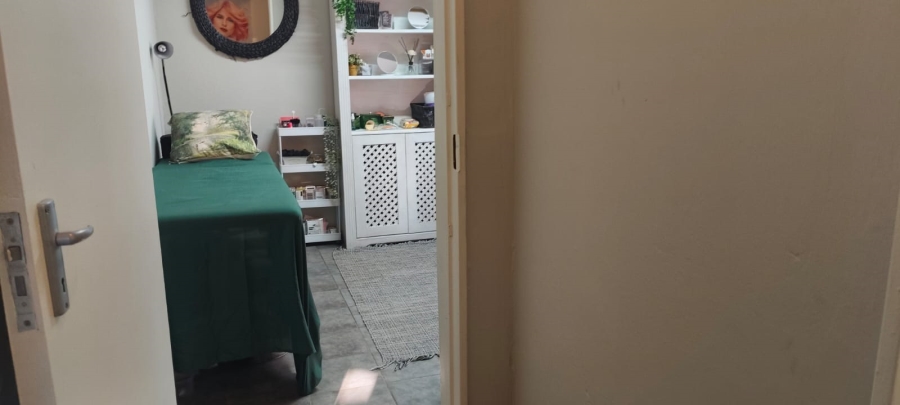 5 Bedroom Property for Sale in Culemborg Park Gauteng