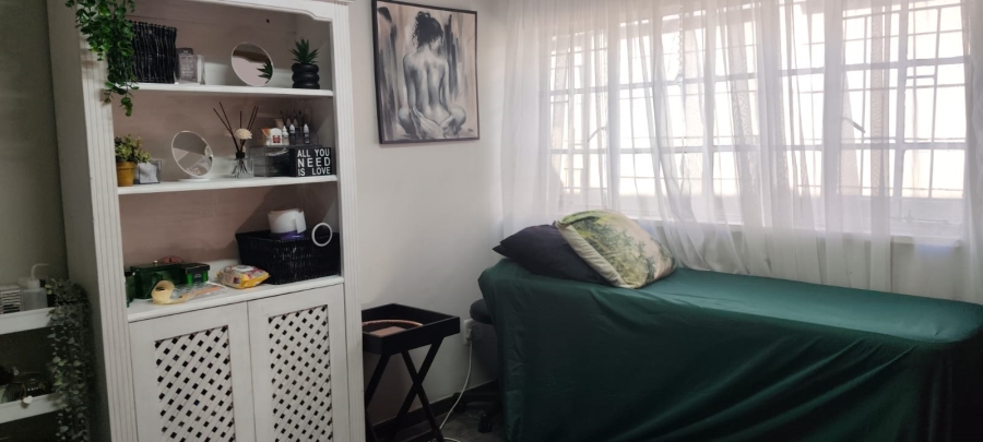 5 Bedroom Property for Sale in Culemborg Park Gauteng