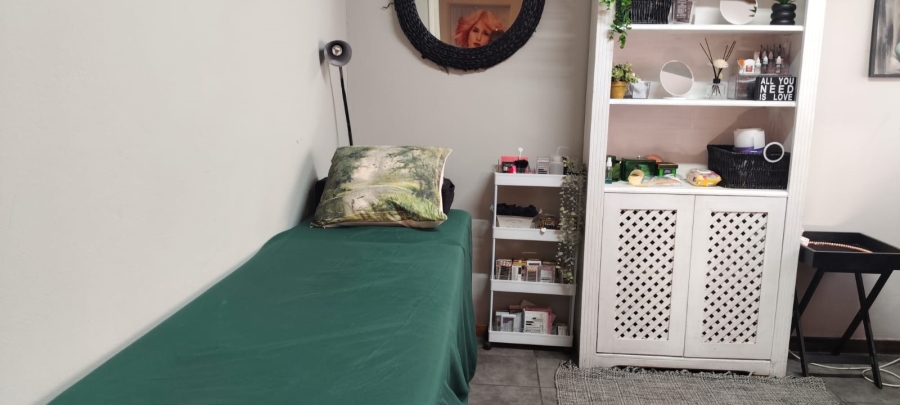 5 Bedroom Property for Sale in Culemborg Park Gauteng