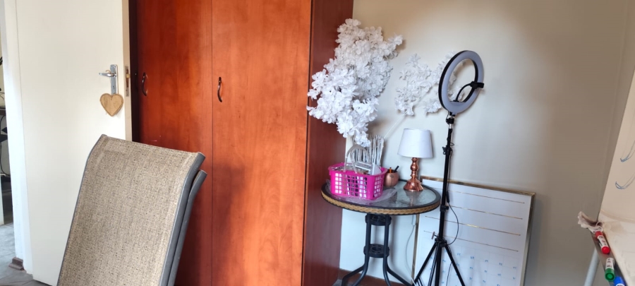 5 Bedroom Property for Sale in Culemborg Park Gauteng