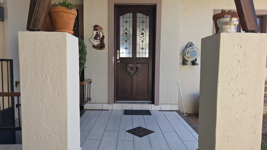 3 Bedroom Property for Sale in Eldo Ridge Estate Gauteng